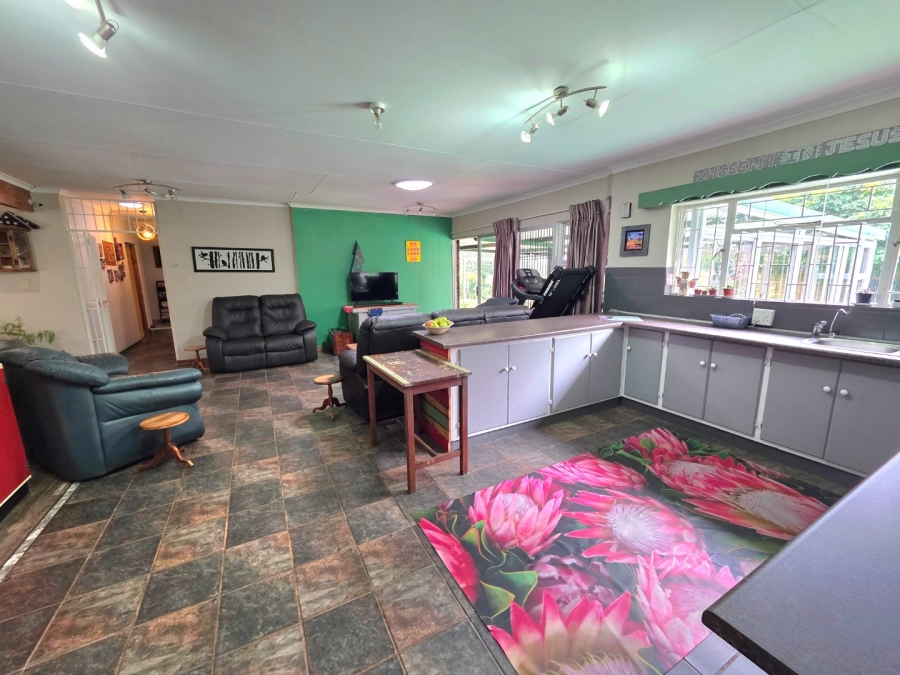 4 Bedroom Property for Sale in La Provance Free State